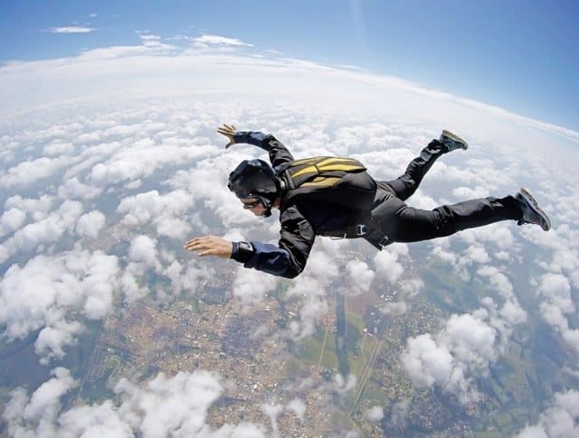 skydiving in dhana