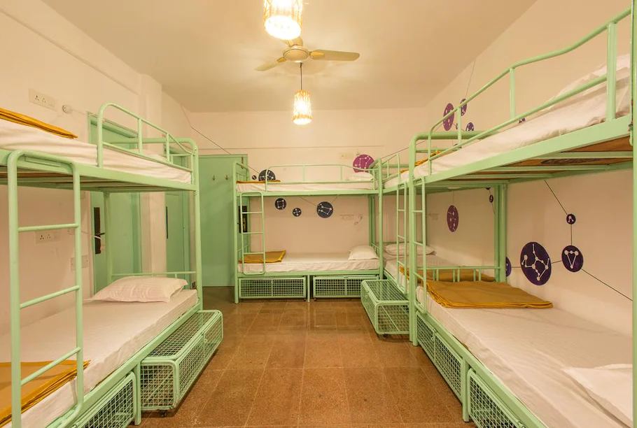hostel mantra mumbai