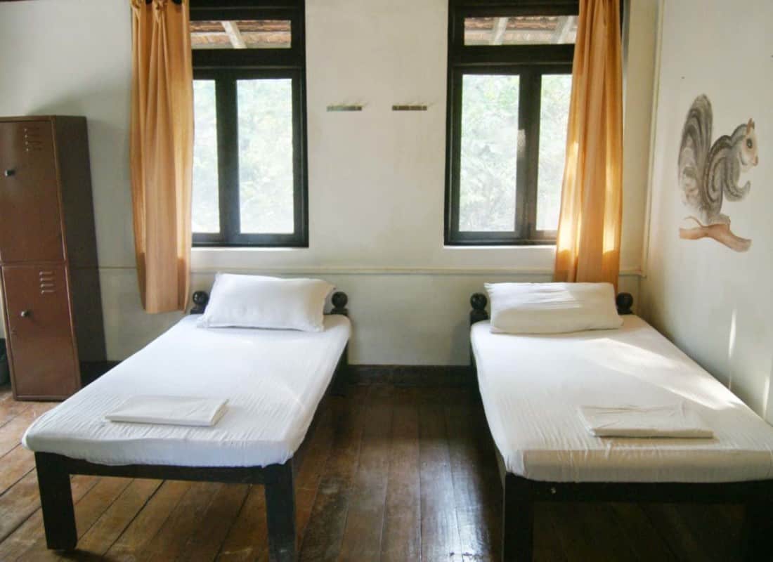 the hostel crowd