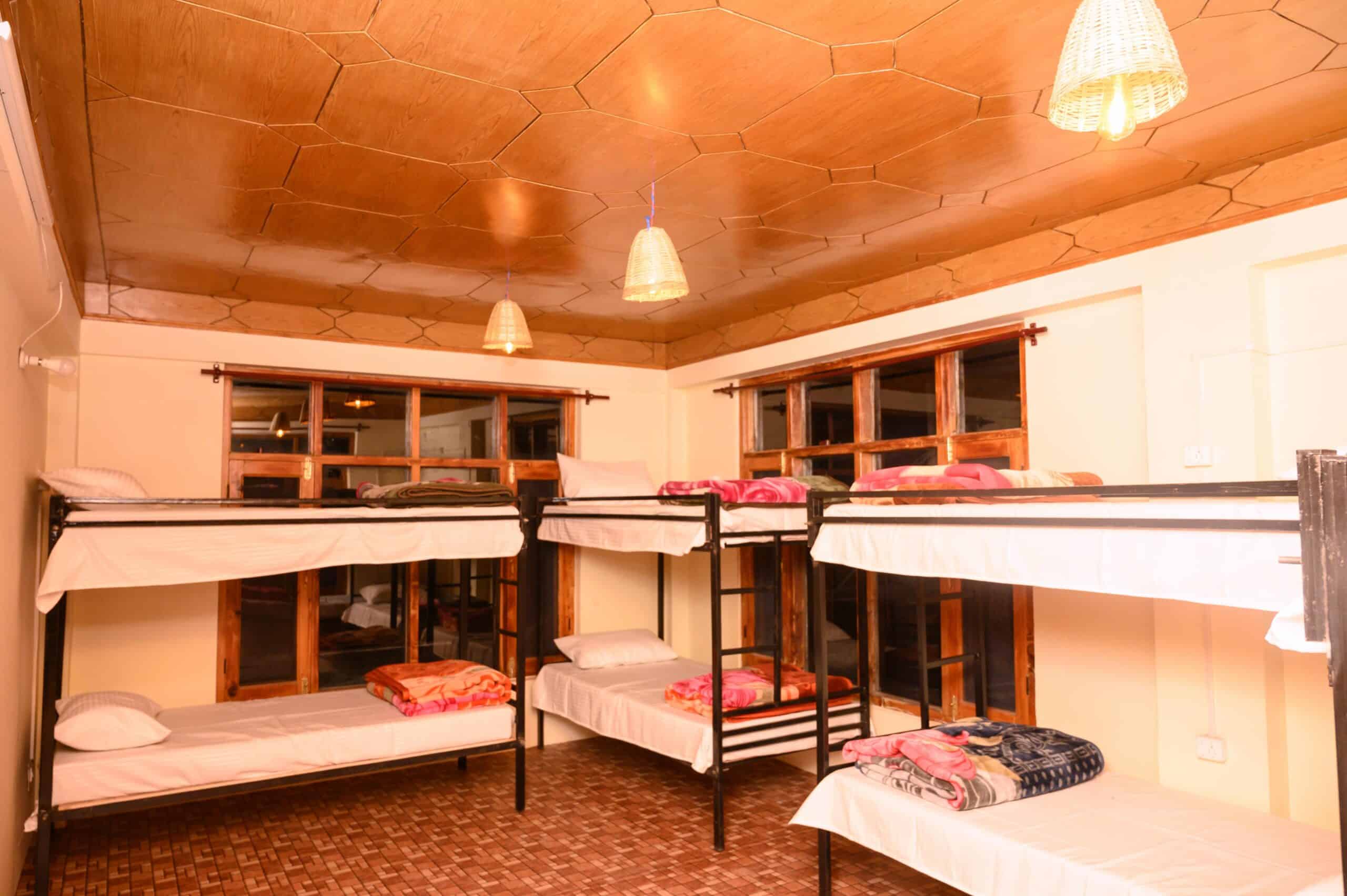 the hostel manali