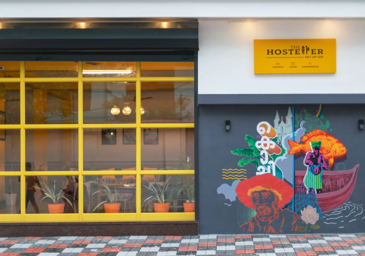 thr hosteller