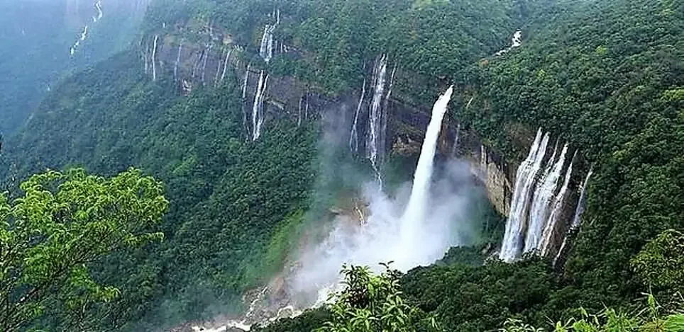 bishop and beadon falls in shillong
