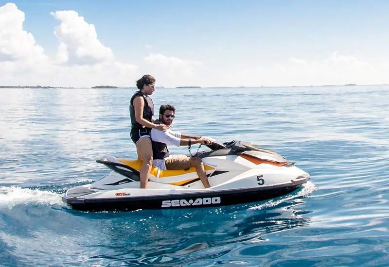 jet skiing varkala