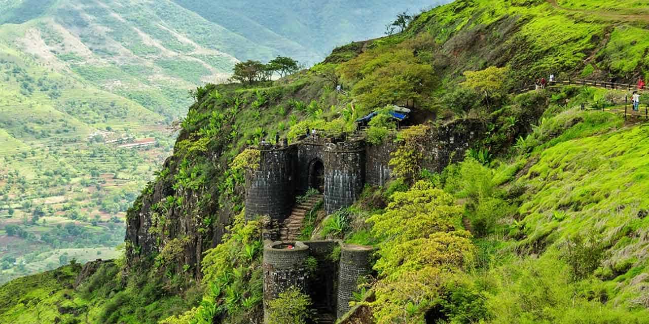 sinhagad fort pune