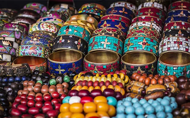 tibetan market in lansdowne