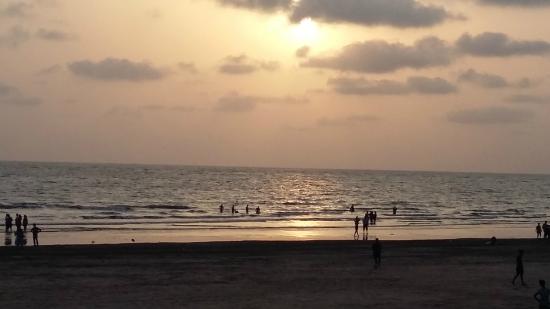 varsoli beach alibaug