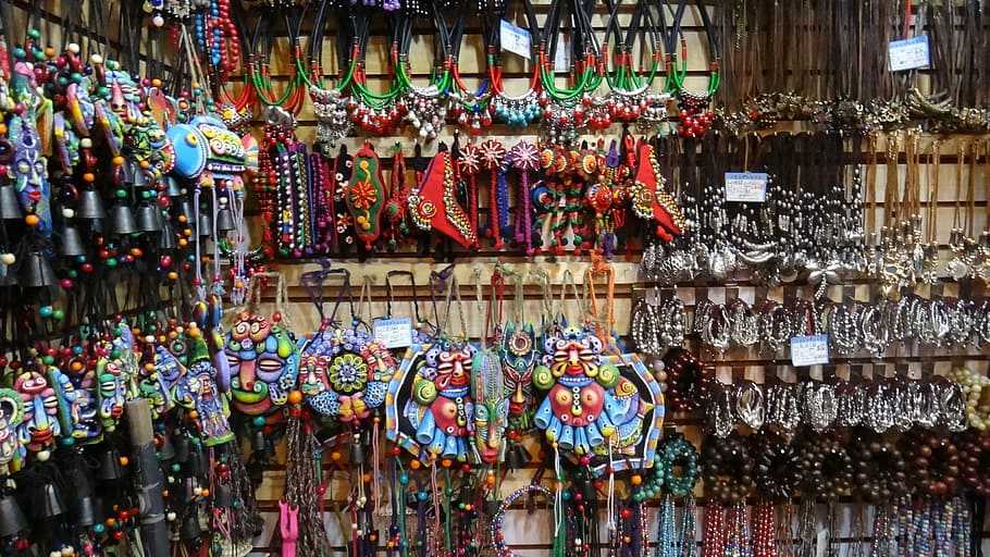 linking road bandra