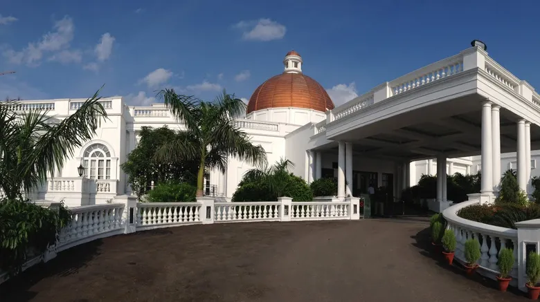 Vivanta-by-Taj