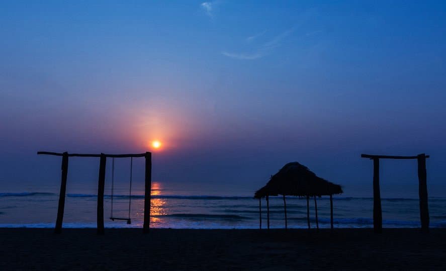golden-sun-hotel-beach