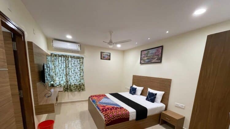 Pickurstay Holiday Resort