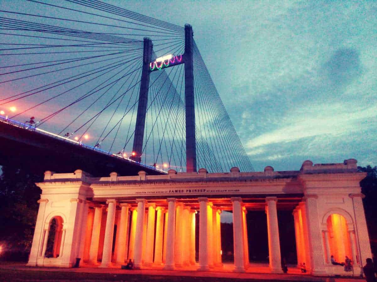 Prinsep Ghat: Bangalore to Kolkata road trip